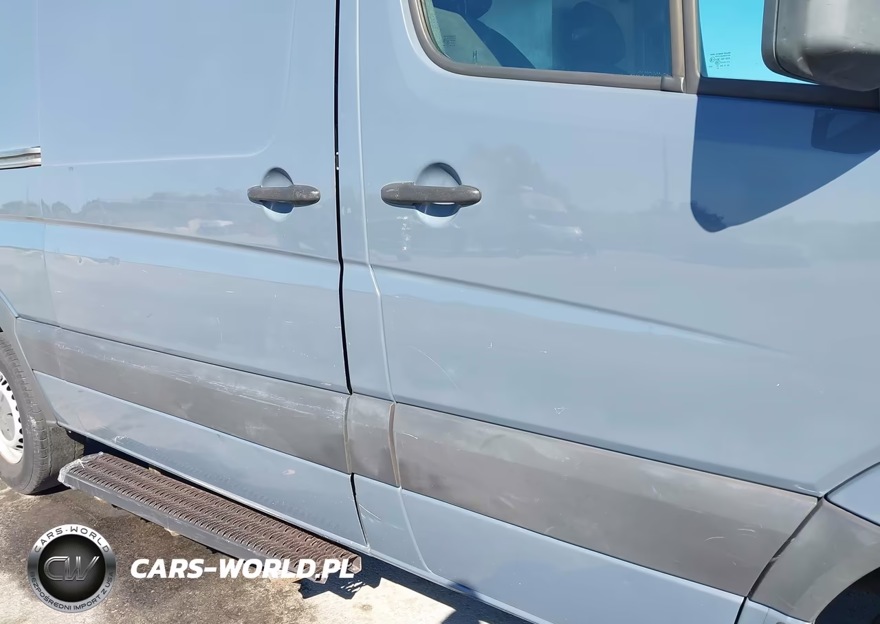 2018 Mercedes-Benz Sprinter 2500 Standard Roof V6 VIN:WD3PE7CDXJP639786 - 16