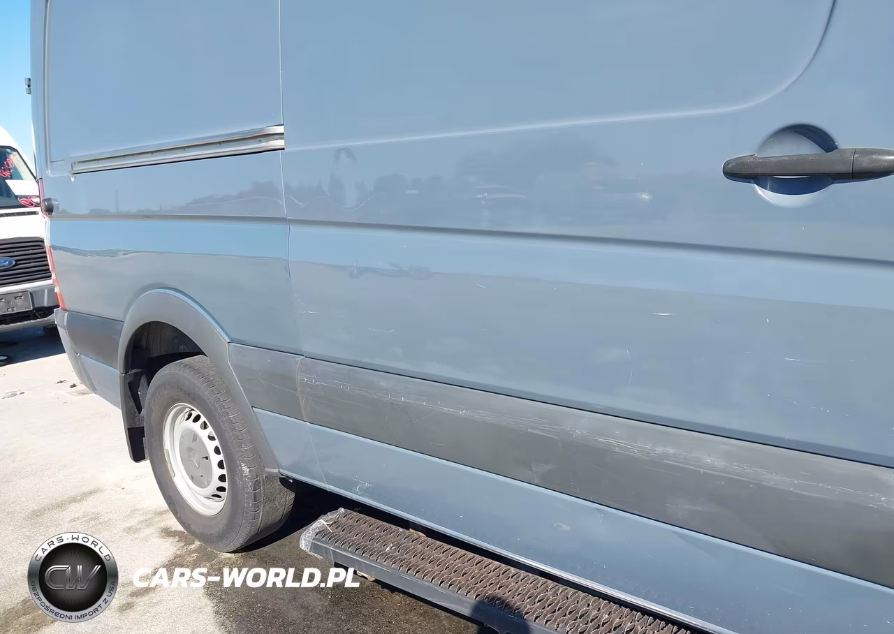 2018 Mercedes-Benz Sprinter 2500 Standard Roof V6 VIN:WD3PE7CDXJP639786 - 17