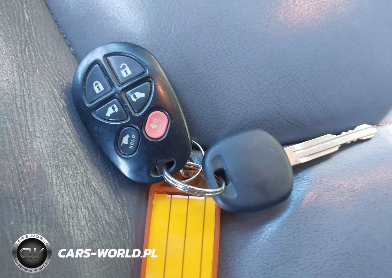 2009 Toyota Sienna Xle VIN:5TDBK22C09S027084 - 11
