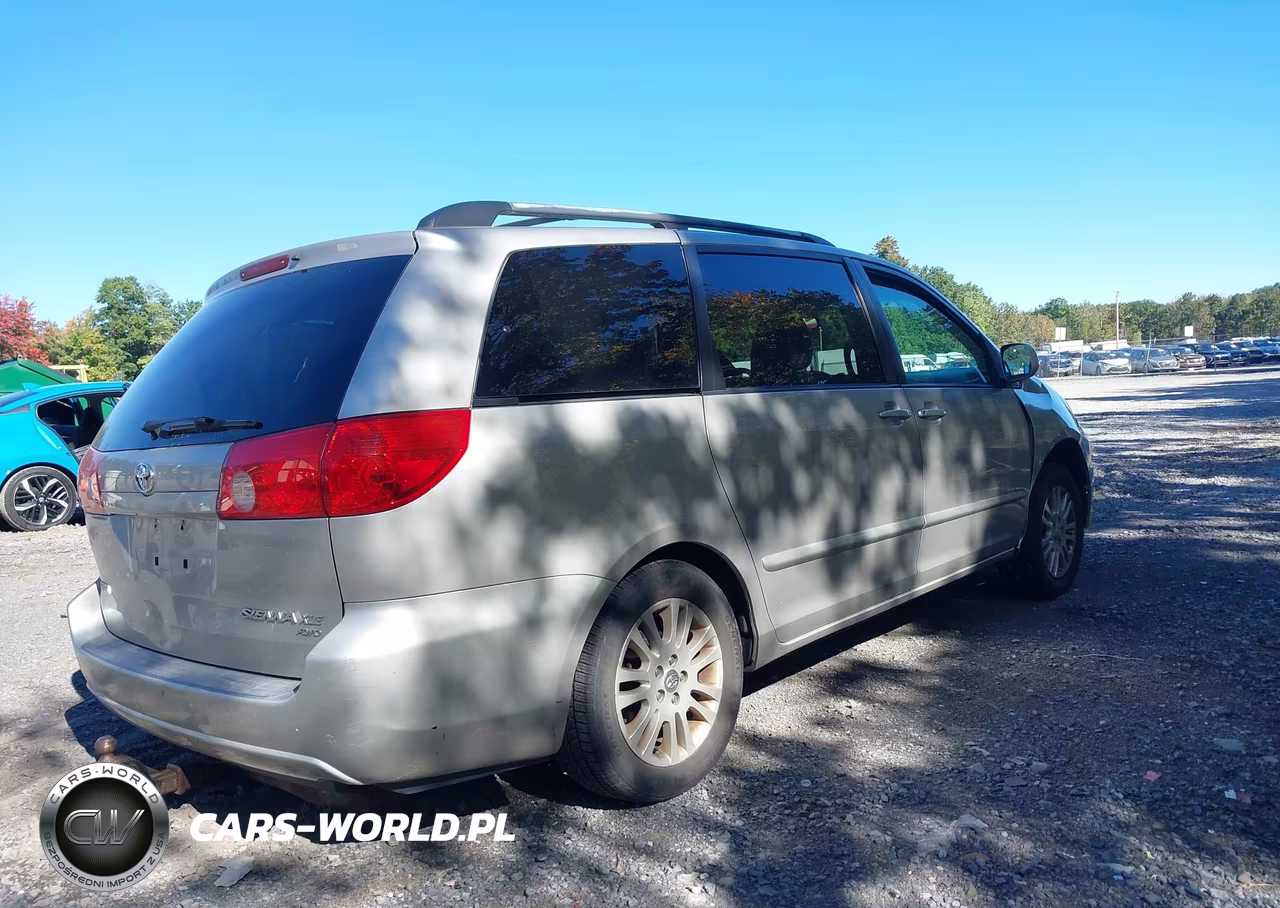 2009 Toyota Sienna Xle VIN:5TDBK22C09S027084 - 4