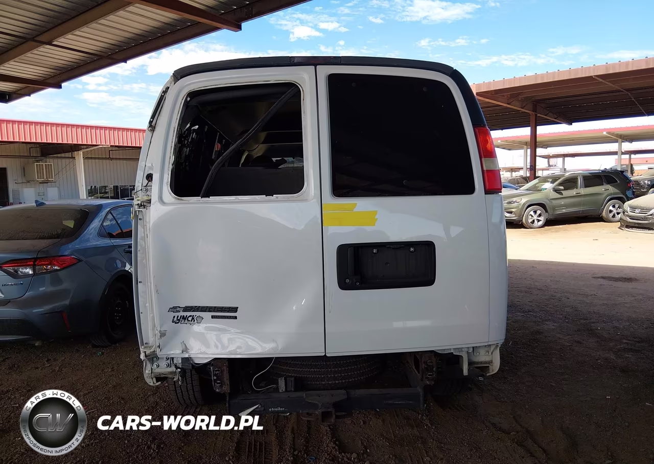 2015 Chevrolet Express 3500 Lt VIN:1GAZGYFG3F1229709 - 6
