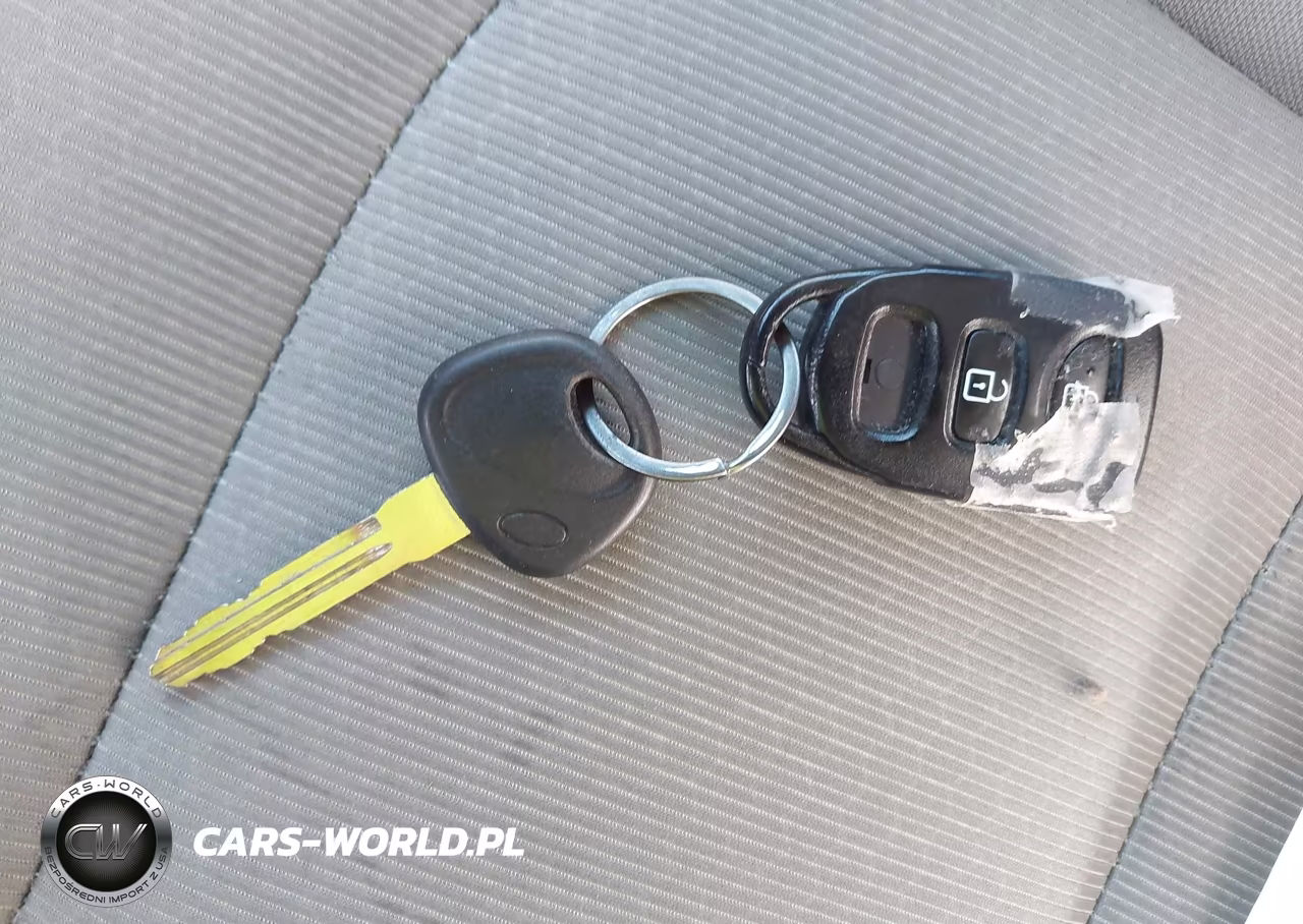 2018 Hyundai Elantra Sel VIN:5NPD84LFXJH240940 - 11