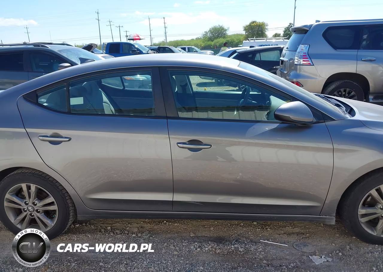 2018 Hyundai Elantra Sel VIN:5NPD84LFXJH240940 - 13