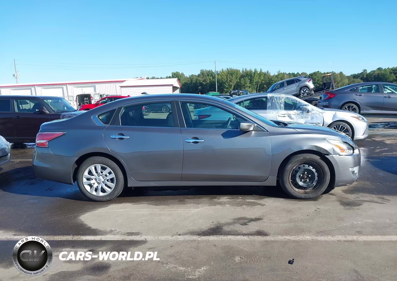 2014 Nissan Altima 2.5 S VIN:1N4AL3APXEN369537 - 13