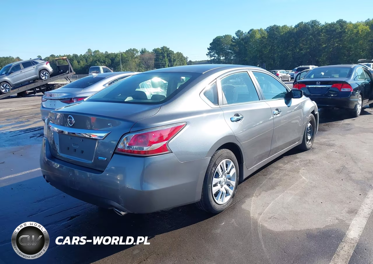 2014 Nissan Altima 2.5 S VIN:1N4AL3APXEN369537 - 4