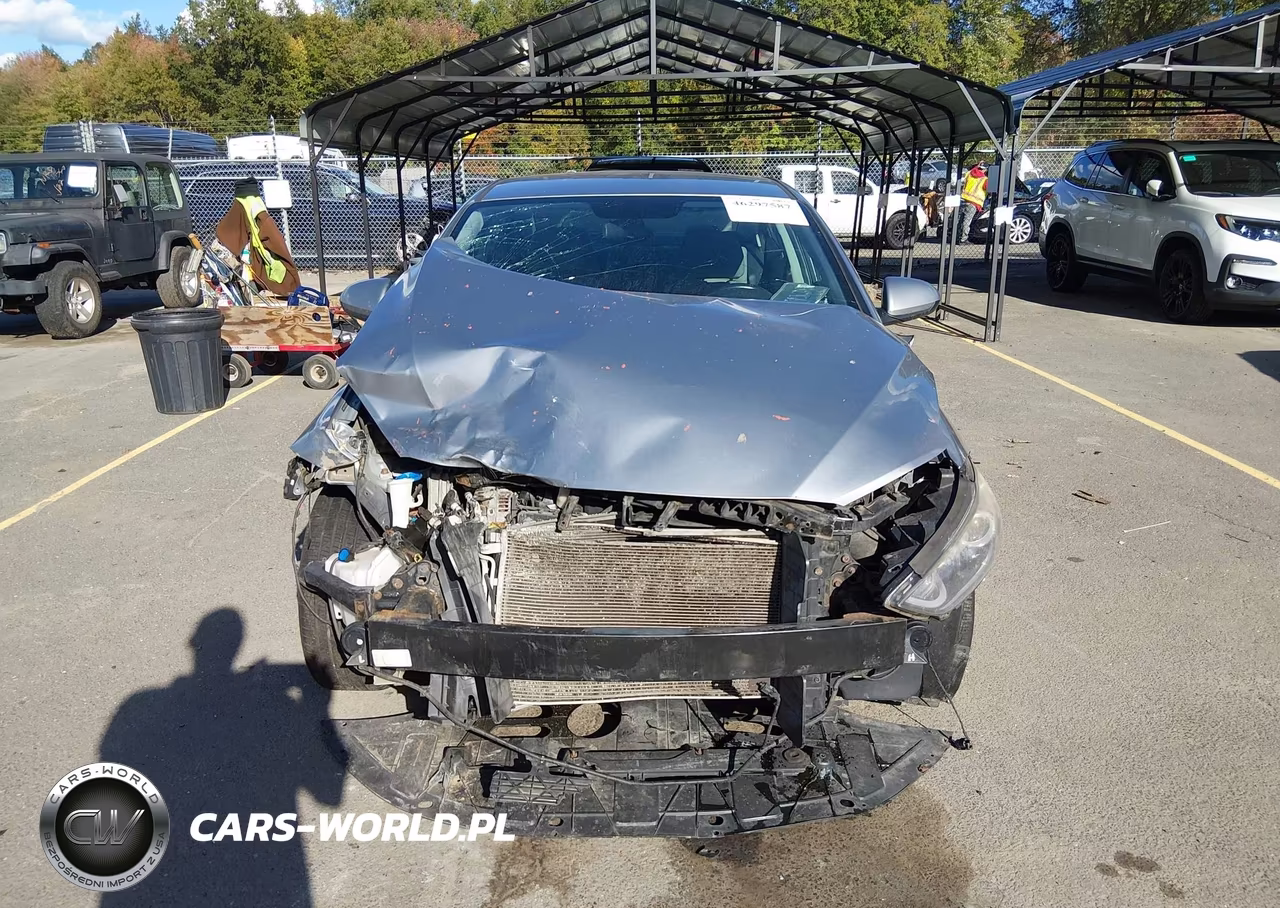 2017 Hyundai Elantra Se VIN:5NPD84LF4HH079589 - 12