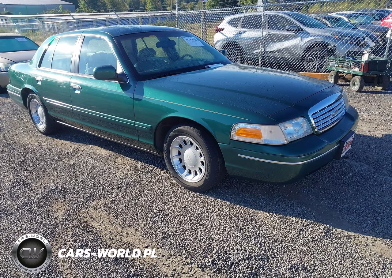 2000 Ford Crown Victoria Lx