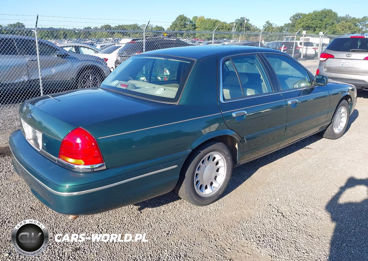 2000 Ford Crown Victoria Lx VIN:2FAFP74WXYX117214 - 4