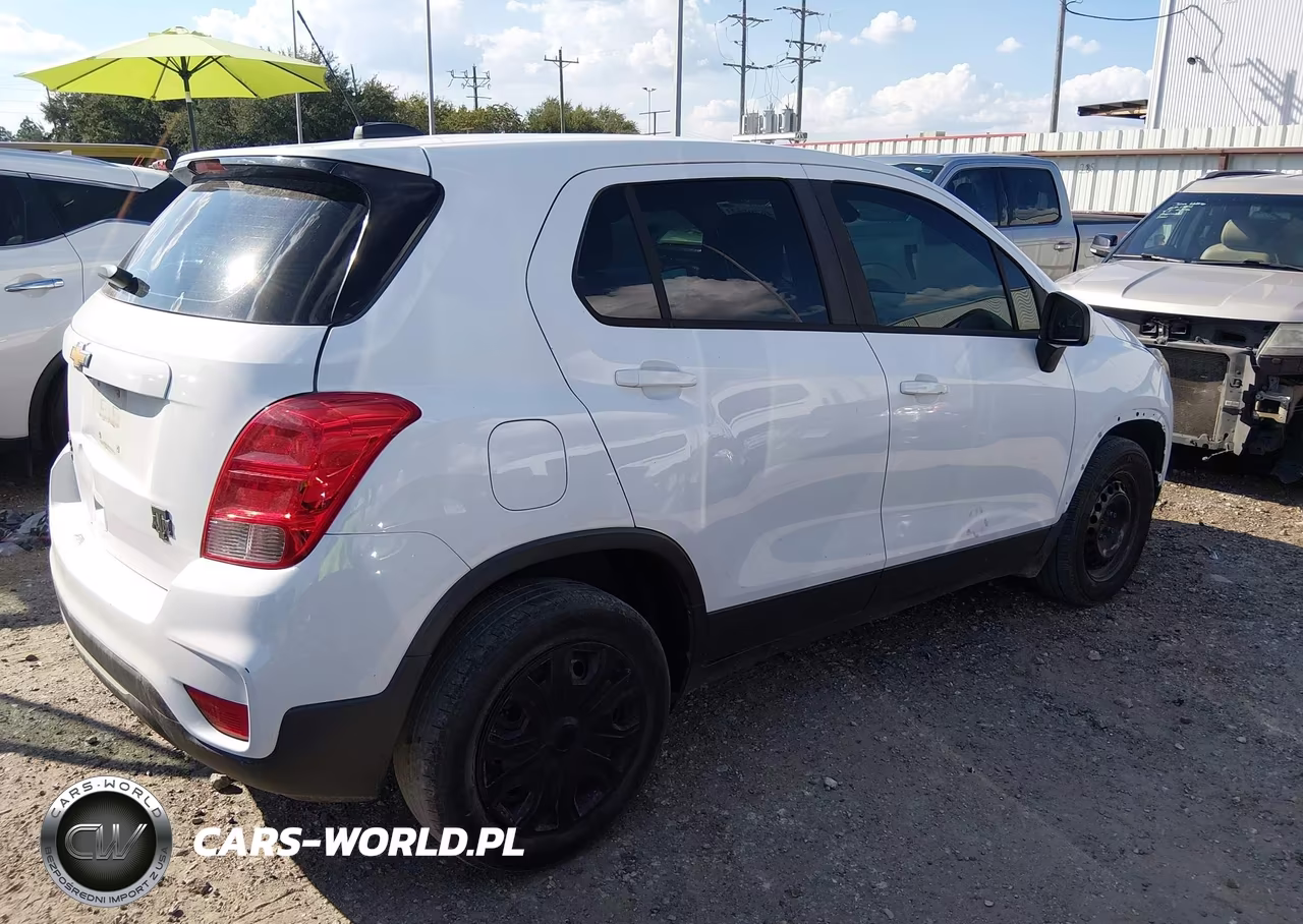 2017 Chevrolet Trax Ls VIN:3GNCJKSB8HL231139 - 4