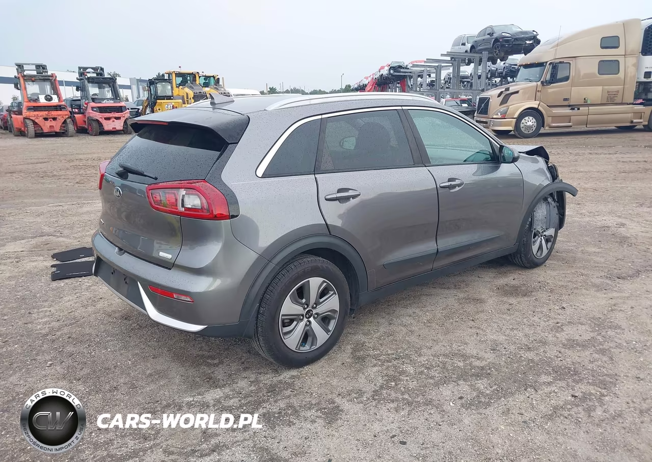 2017 Kia Niro Lx VIN:KNDCB3LC2H5043574 - 4