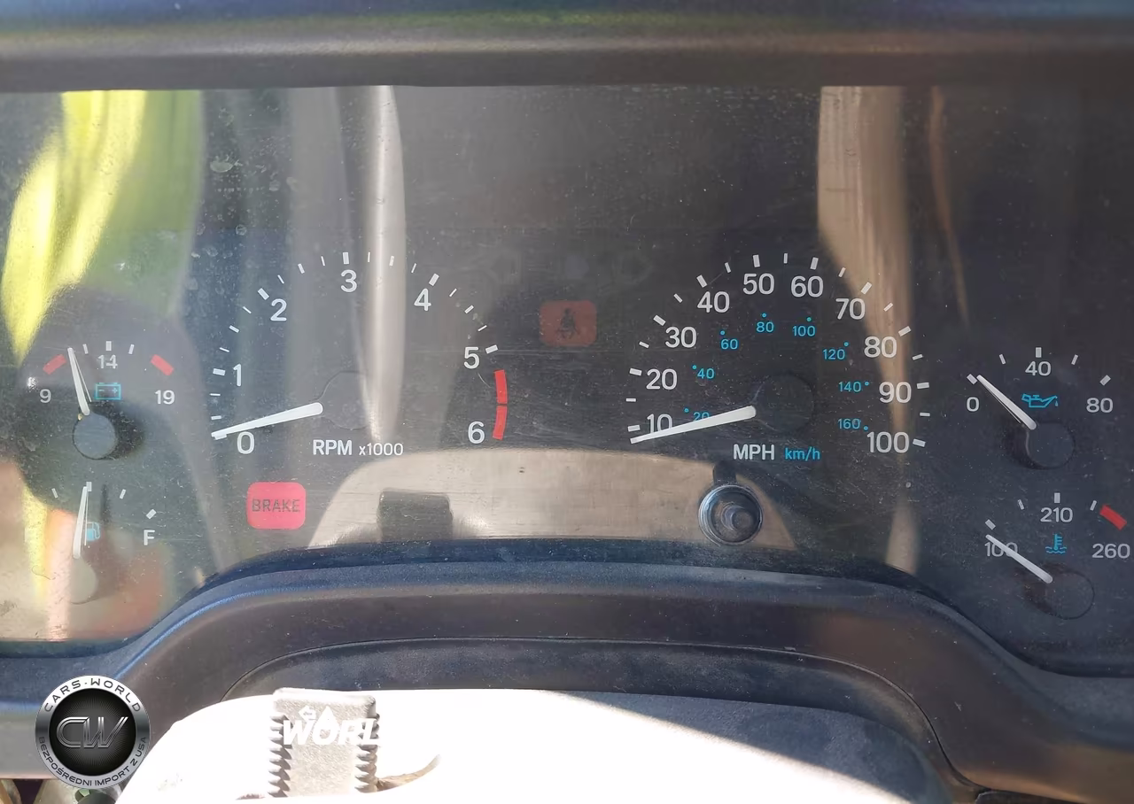 1999 Jeep Wrangler Sport VIN:1J4FY19S9XP447922 - 7