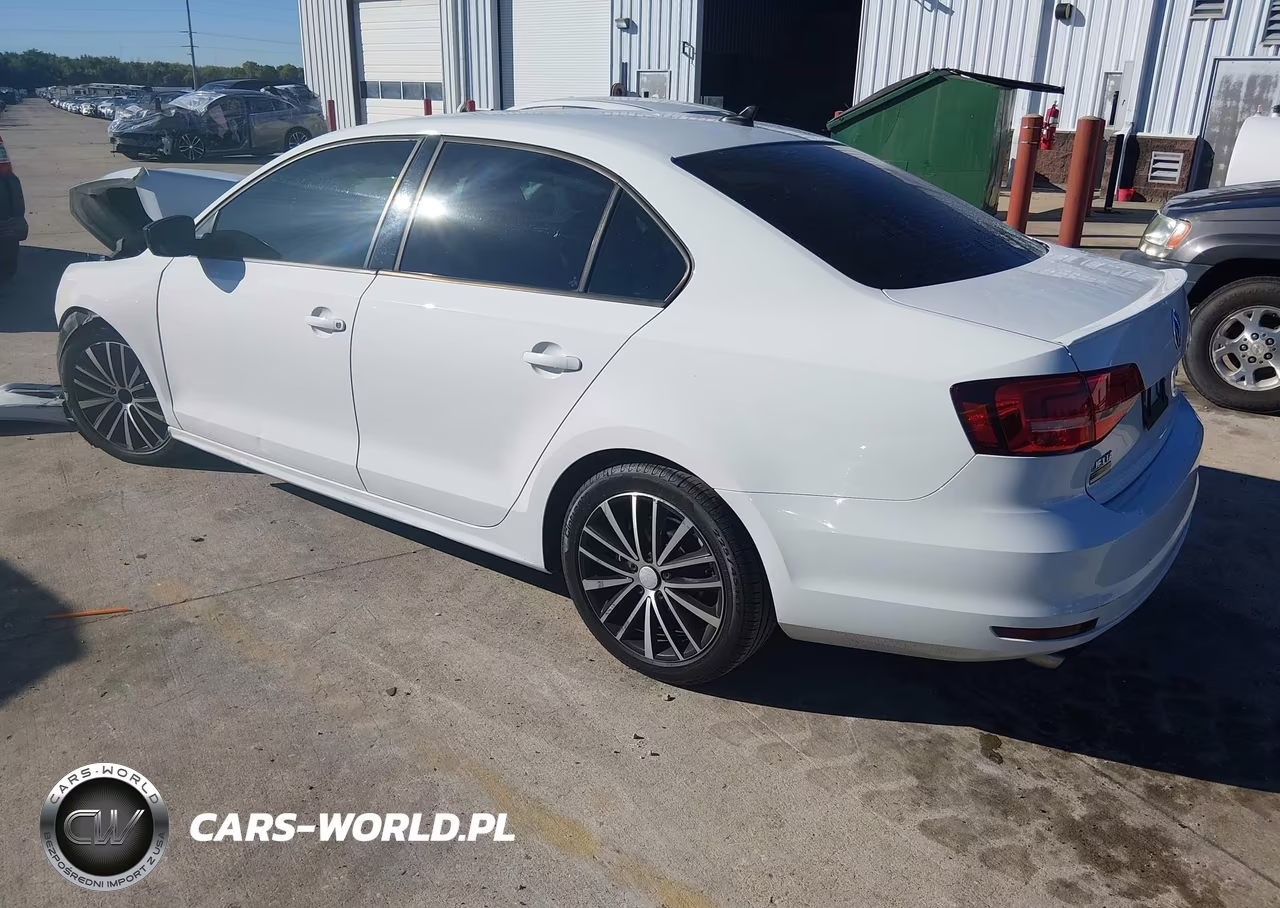 2015 Volkswagen Jetta 1.8T Sport VIN:3VWD17AJ5FM345686 - 3