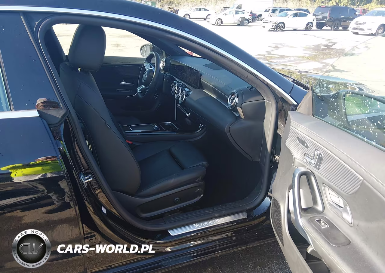 2025 Mercedes-Benz Cla 250 Coupe 4Matic VIN:W1K5J4HBXSN557820 - 5
