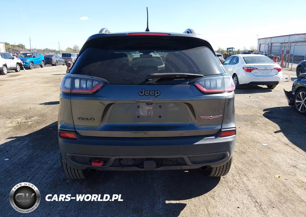2019 Jeep Cherokee Trailhawk 4X4 VIN:1C4PJMBN8KD261643 - 16