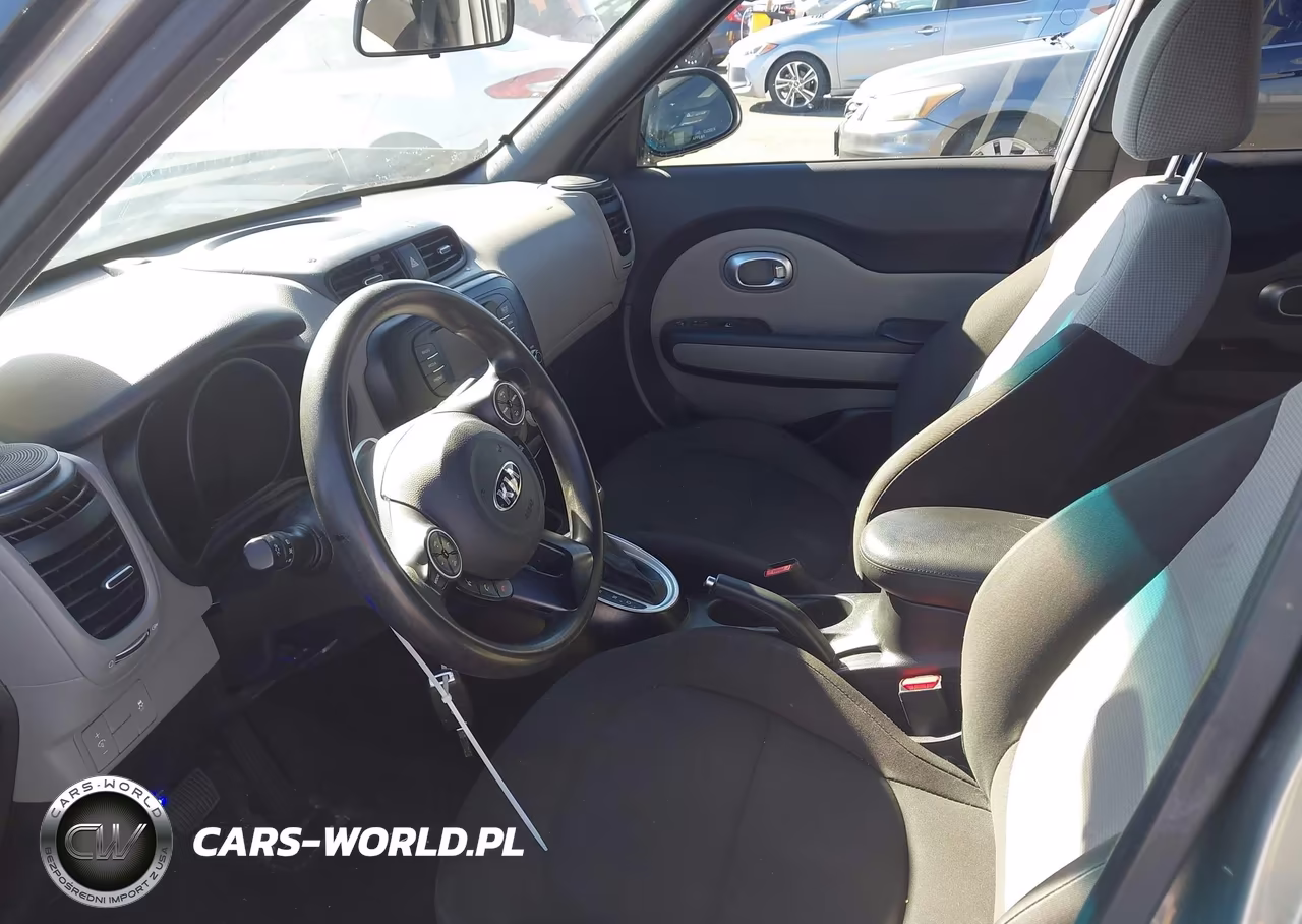 2018 Kia Soul VIN:KNDJN2A2XJ7572414 - 5