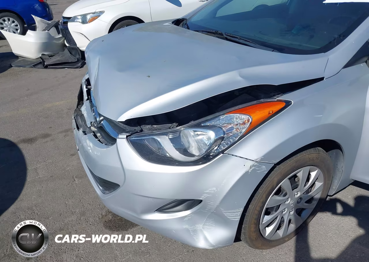 2011 Hyundai Elantra Gls VIN:5NPDH4AE8BH058942 - 11