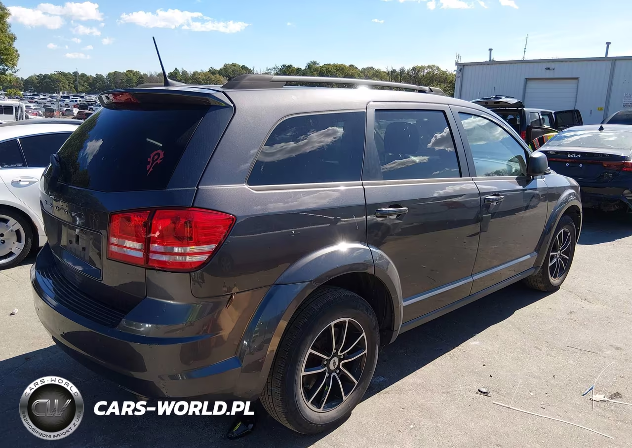 2018 Dodge Journey Se VIN:3C4PDCAB0JT496751 - 4