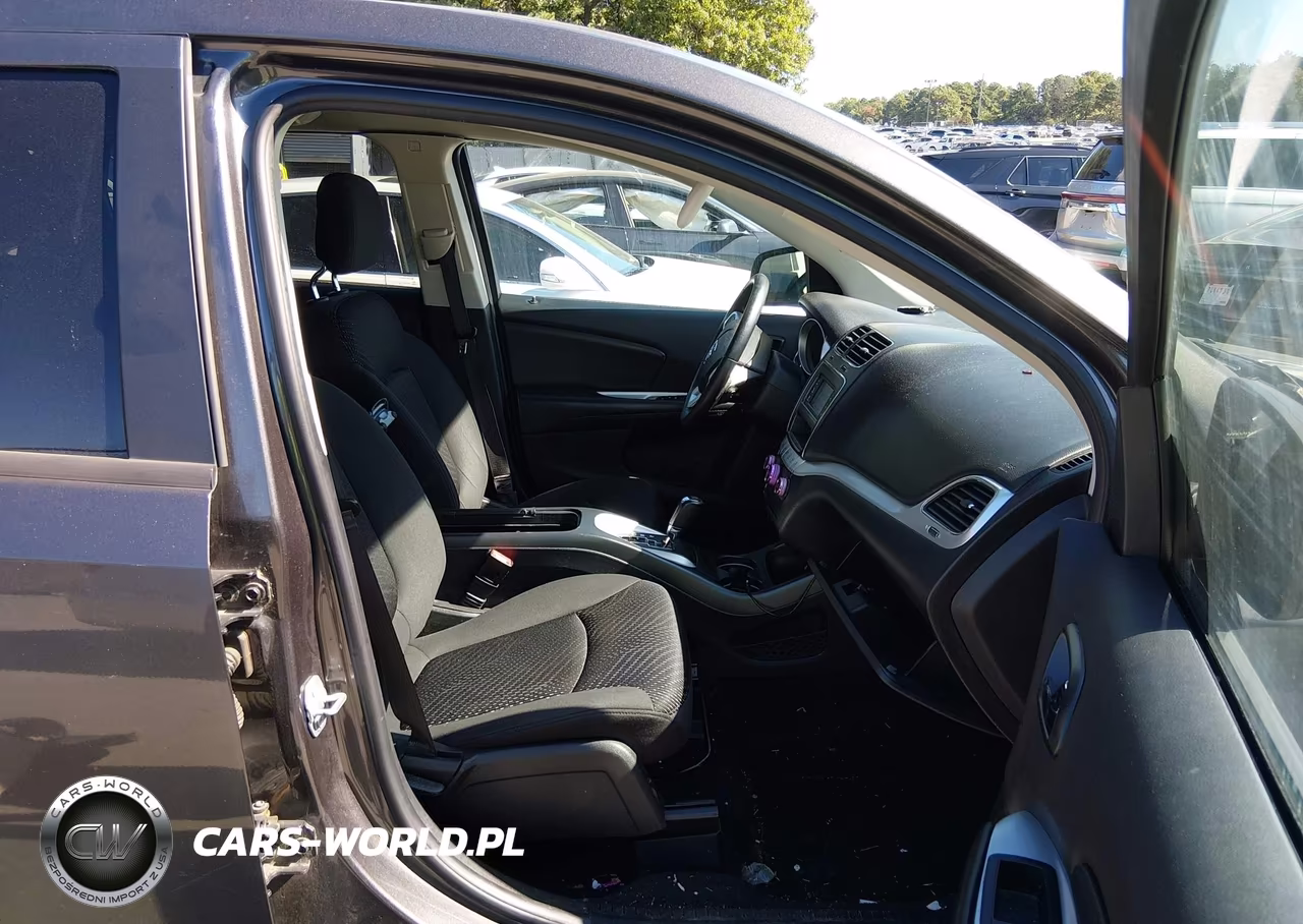 2018 Dodge Journey Se VIN:3C4PDCAB0JT496751 - 5