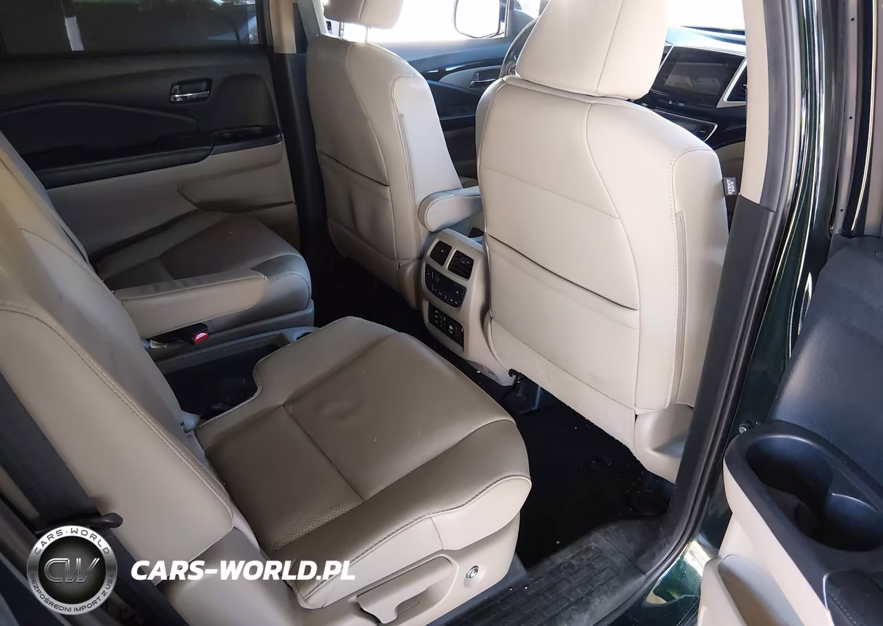 2017 Honda Pilot Elite VIN:5FNYF6H00HB014101 - 8