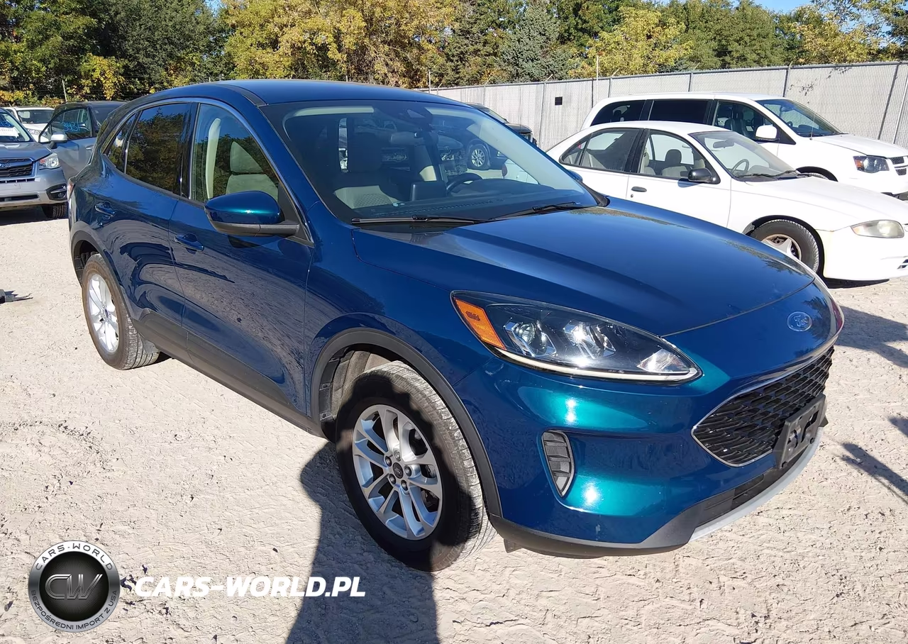2020 Ford Escape Se