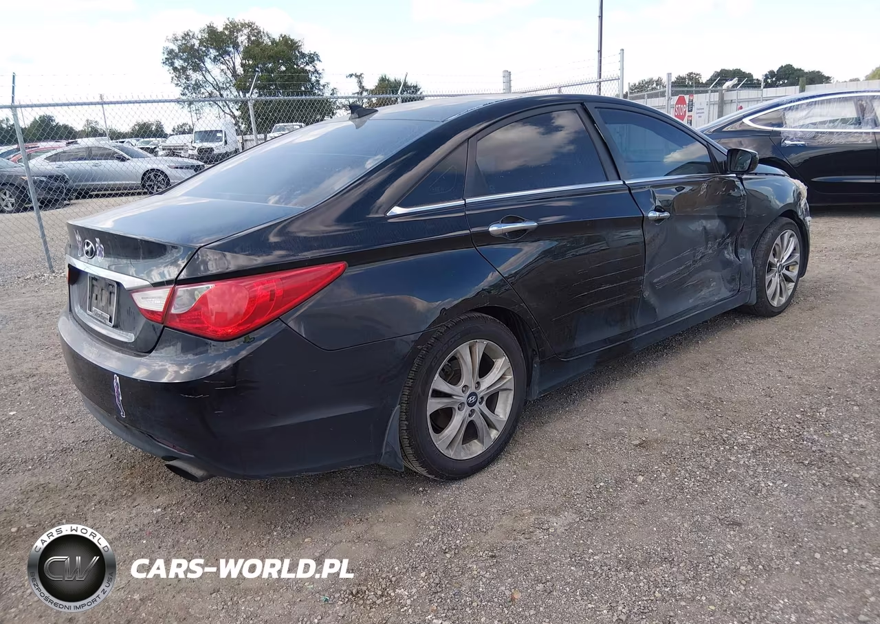 2013 Hyundai Sonata Se VIN:5NPEC4AC2DH686547 - 4