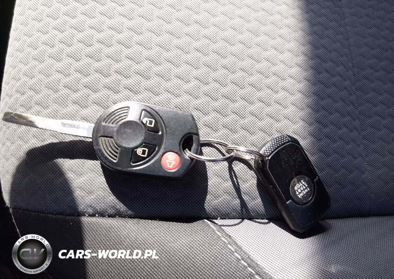 2017 Ford Escape Se VIN:1FMCU0GD1HUB51410 - 11