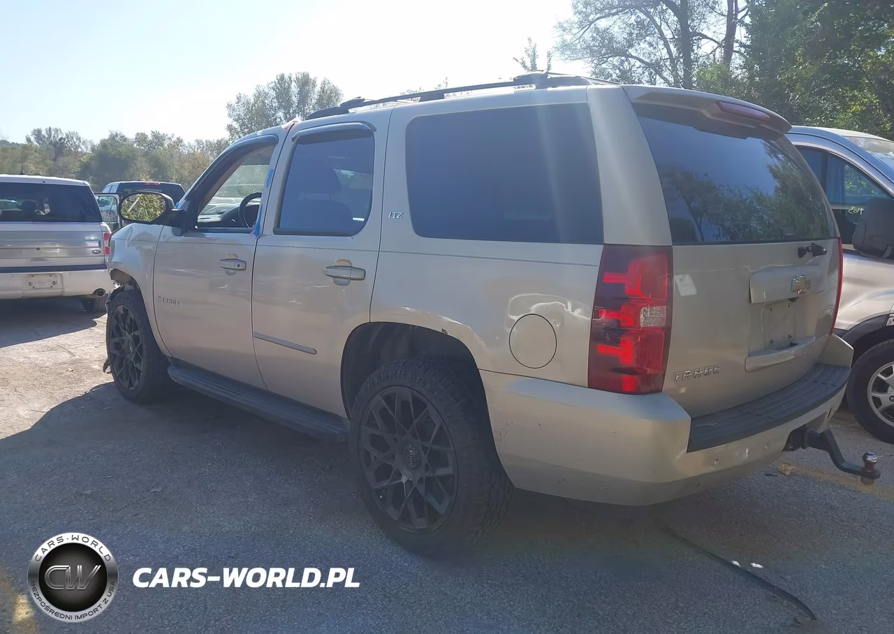 2007 Chevrolet Tahoe Ltz VIN:1GNFK13007R129679 - 3