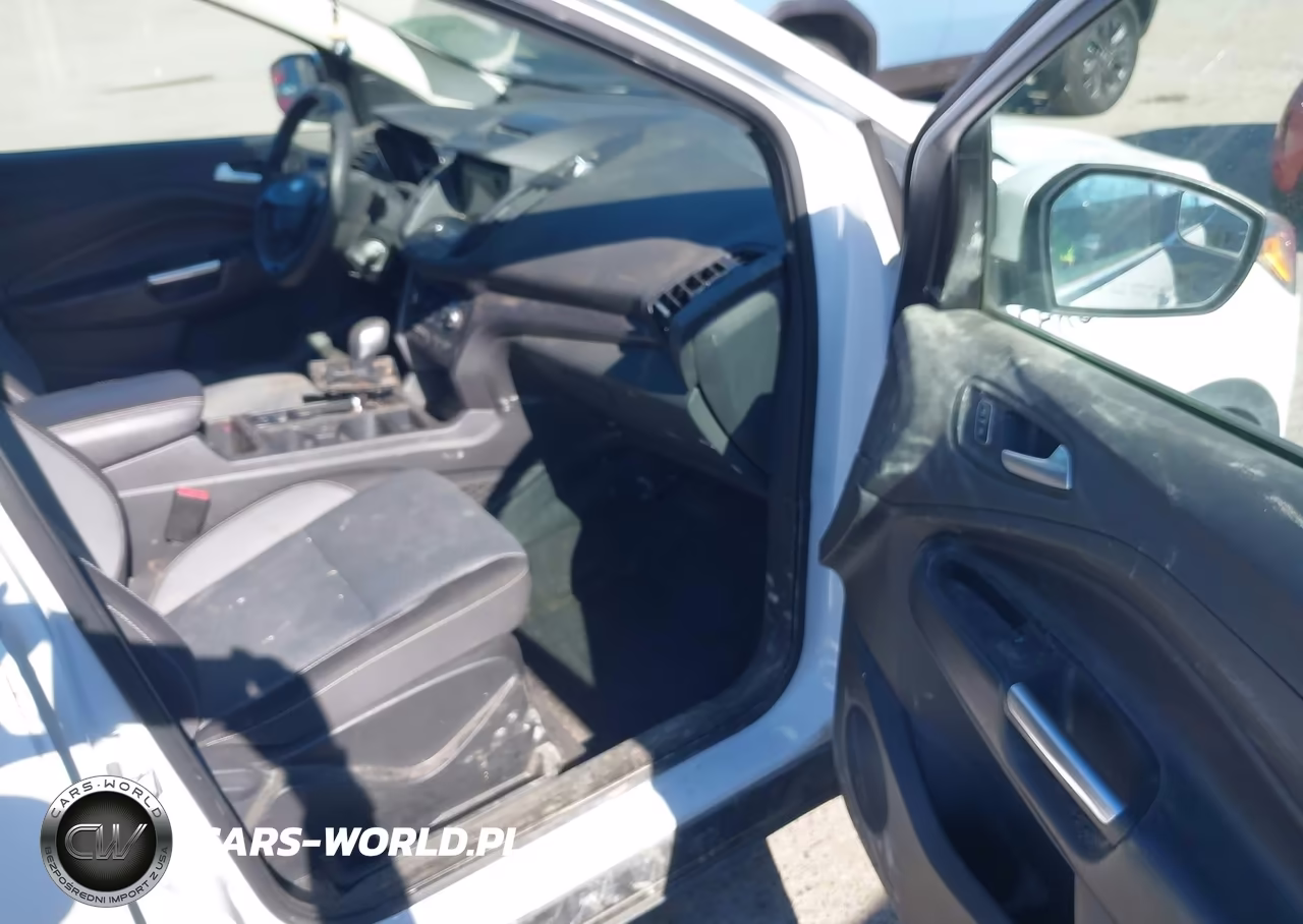 2018 Ford Escape Se VIN:1FMCU9GD6JUD22484 - 5