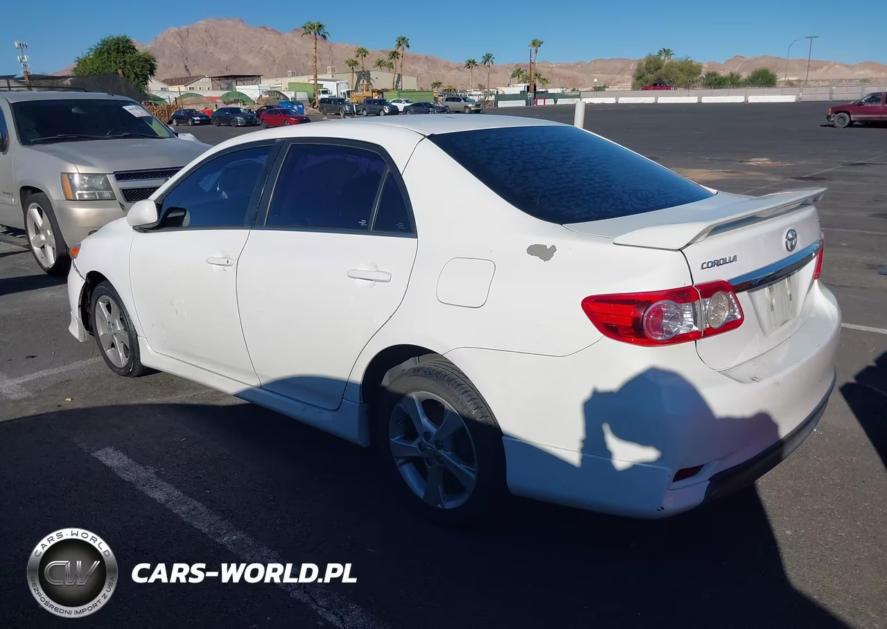 2013 Toyota Corolla S VIN:5YFBU4EE9DP089040 - 3