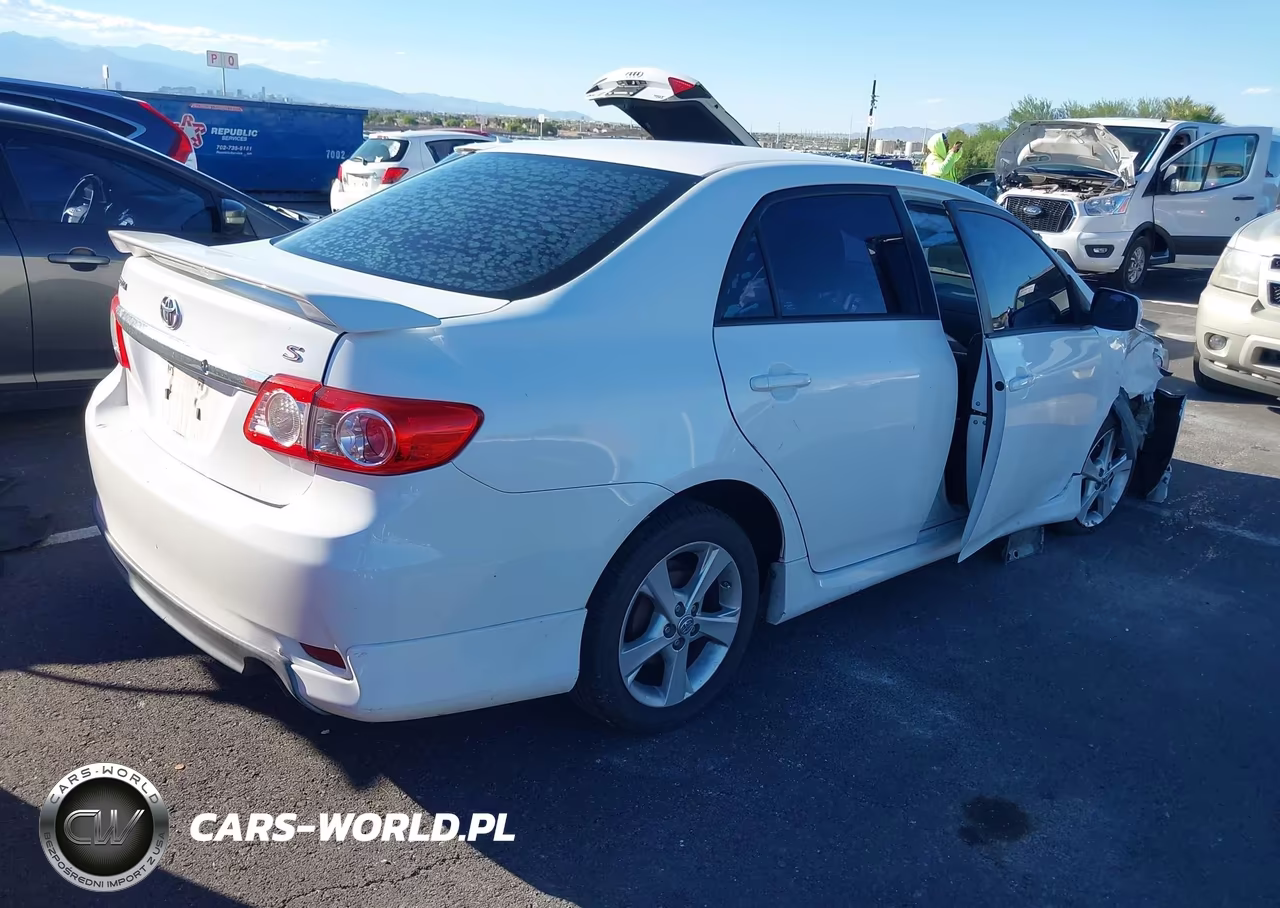 2013 Toyota Corolla S VIN:5YFBU4EE9DP089040 - 4