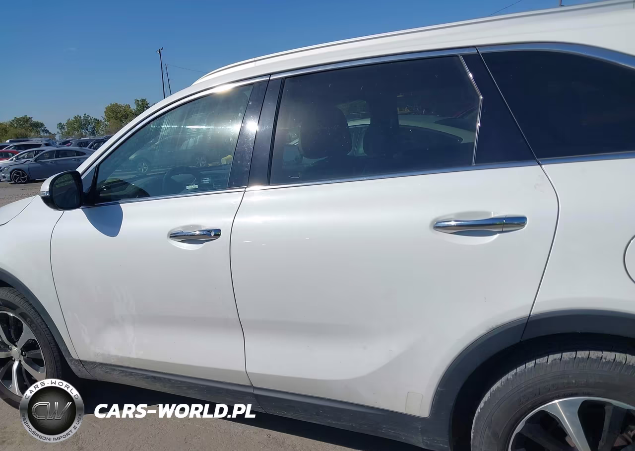 2016 Kia Sorento 2.0T Ex VIN:5XYPH4A11GG040887 - 14