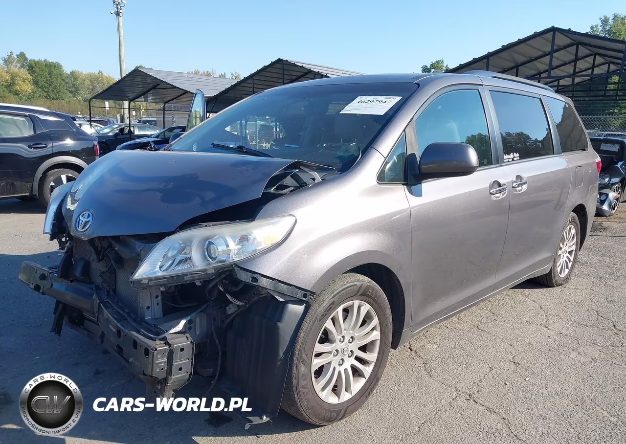 2015 Toyota Sienna Xle 8 Passenger VIN:5TDYK3DC0FS627273 - 2