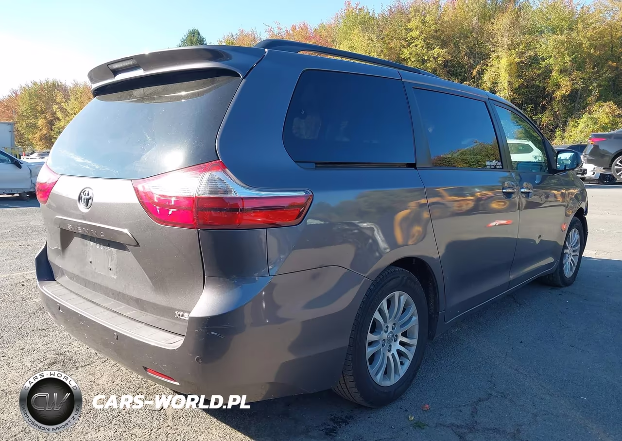 2015 Toyota Sienna Xle 8 Passenger VIN:5TDYK3DC0FS627273 - 4