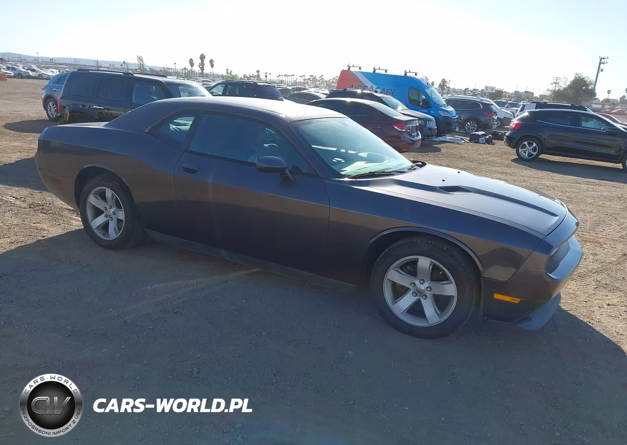 2014 Dodge Challenger Sxt – zdjęcie 1 z 16