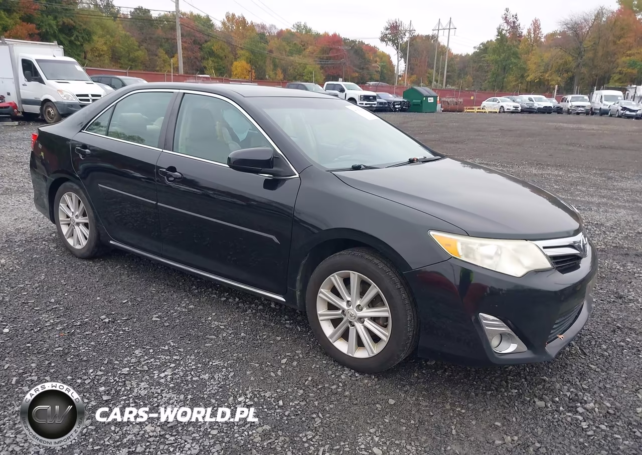 2014 Toyota Camry Xle V6 VIN:4T1BK1FKXEU024688 - 1