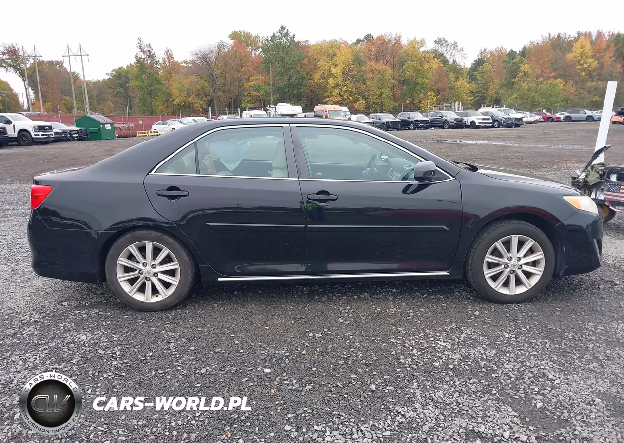 2014 Toyota Camry Xle V6 VIN:4T1BK1FKXEU024688 - 13
