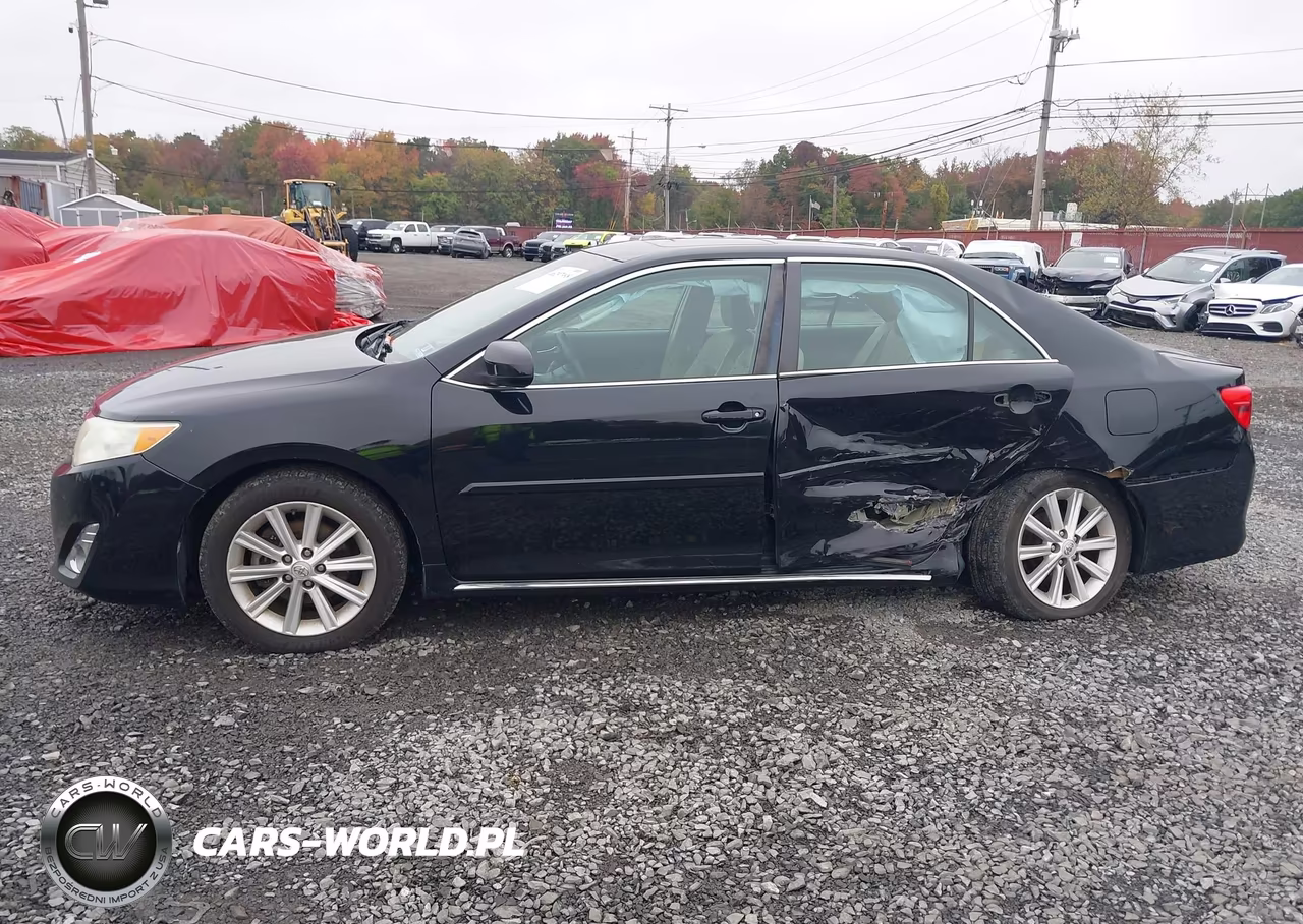 2014 Toyota Camry Xle V6 VIN:4T1BK1FKXEU024688 - 14