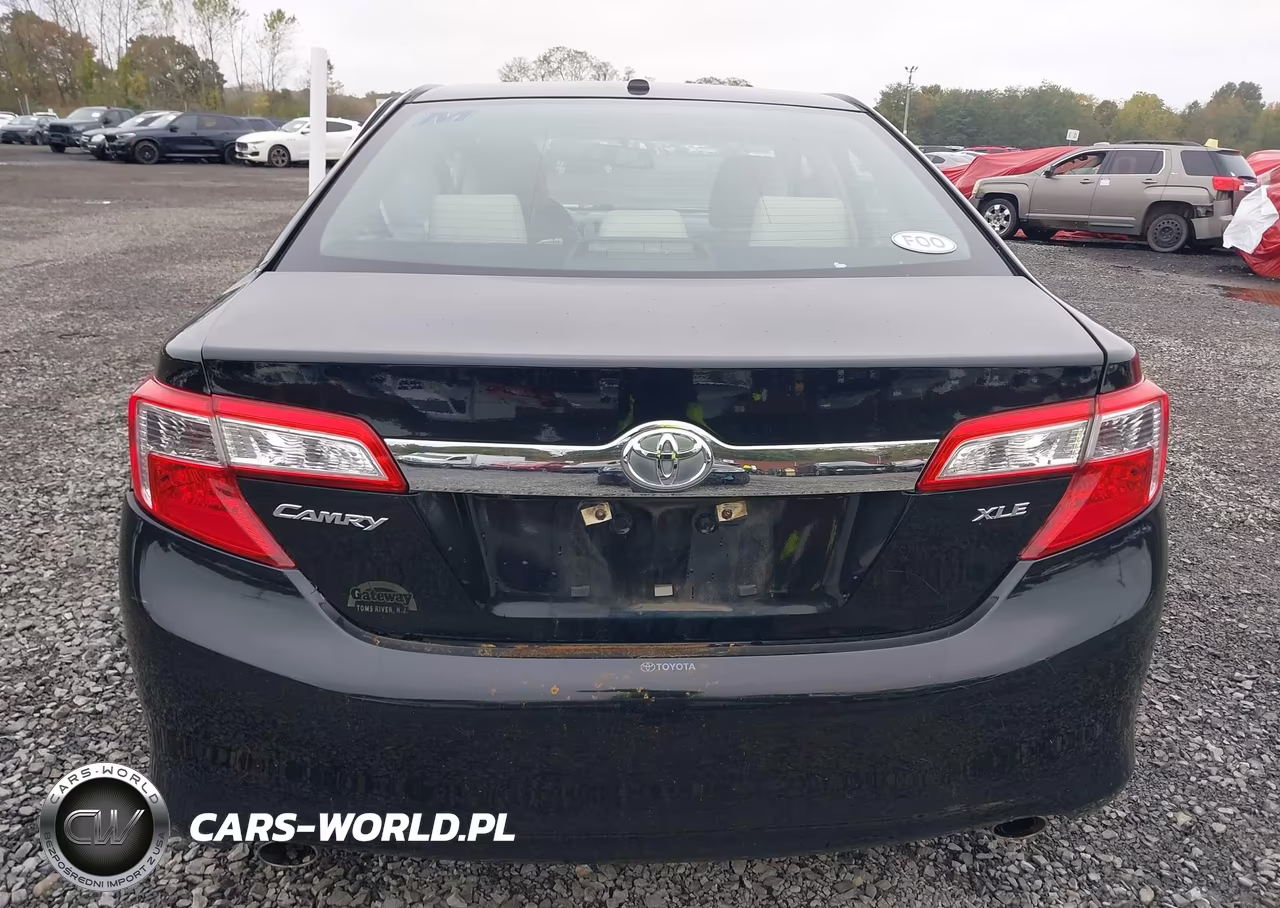 2014 Toyota Camry Xle V6 VIN:4T1BK1FKXEU024688 - 16
