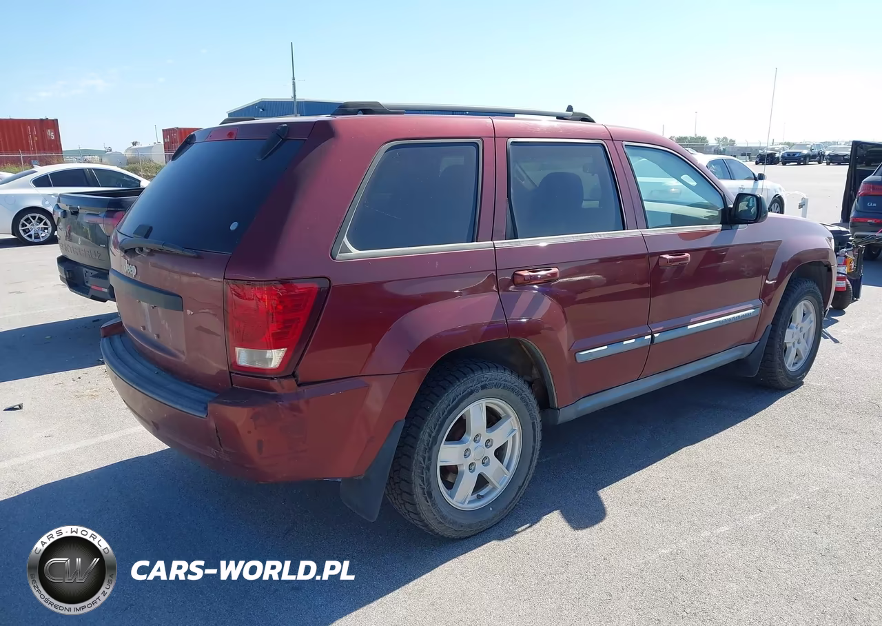 2007 Jeep Grand Cherokee Laredo VIN:1J8GR48K37C585434 - 4
