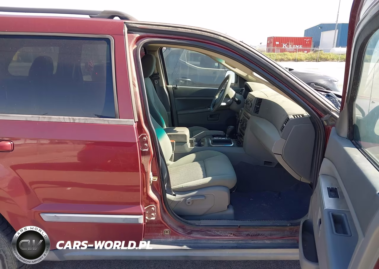 2007 Jeep Grand Cherokee Laredo VIN:1J8GR48K37C585434 - 5