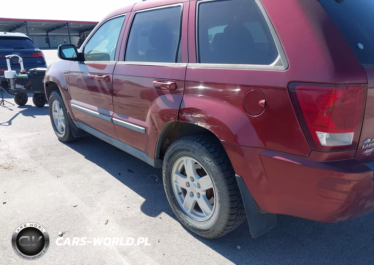 2007 Jeep Grand Cherokee Laredo VIN:1J8GR48K37C585434 - 6