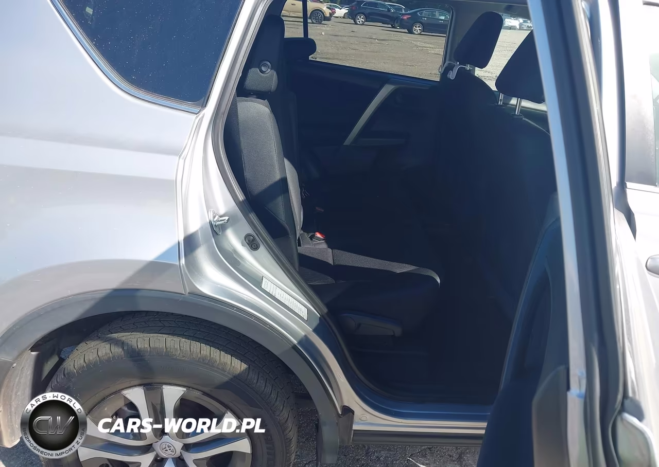 2017 Toyota Rav4 Le VIN:2T3ZFREV8HW317210 - 8