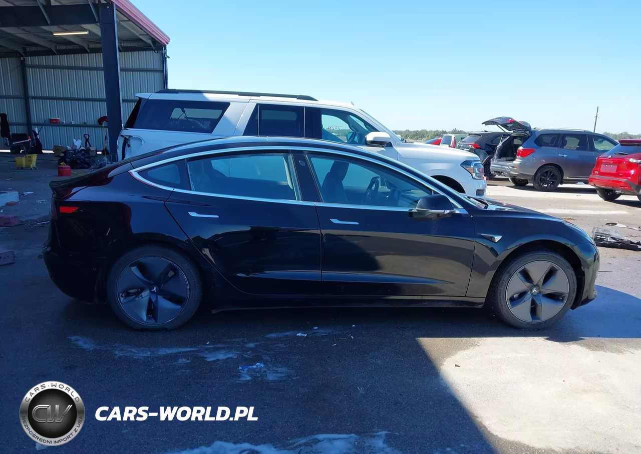 2018 Tesla Model 3 Long Range-Mid Range VIN:5YJ3E1EA8JF003950 - 12