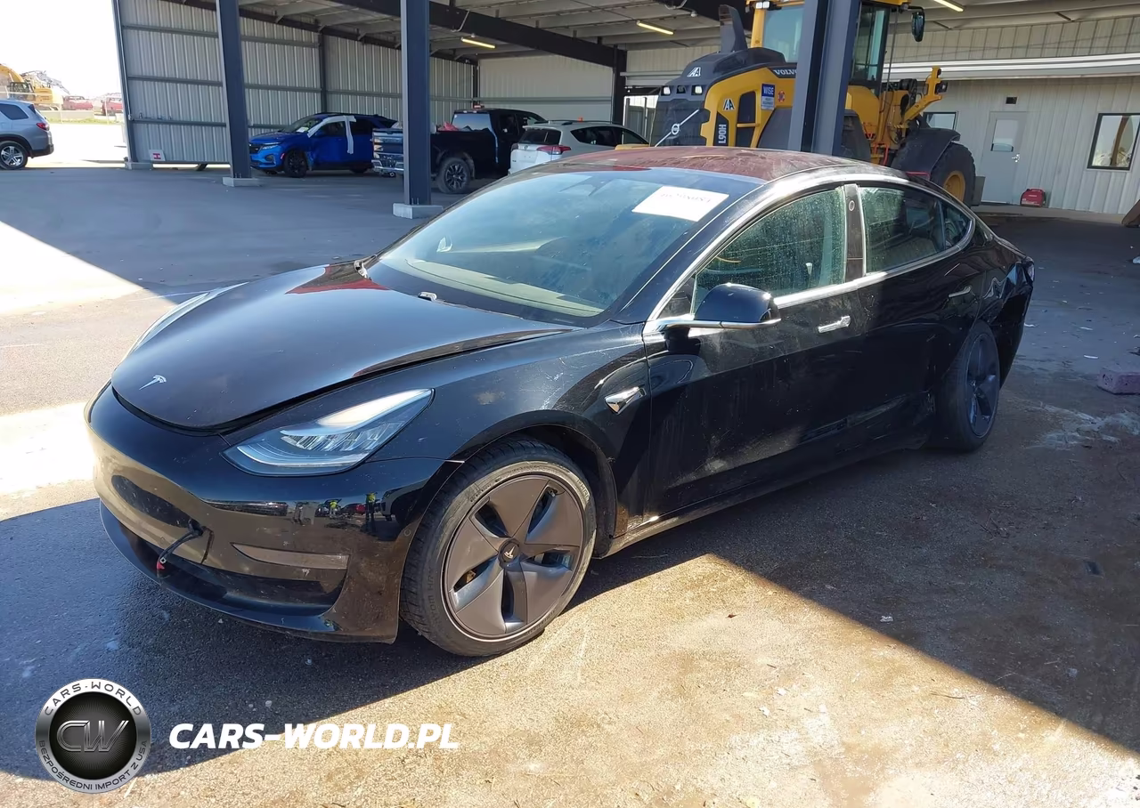 2018 Tesla Model 3 Long Range-Mid Range VIN:5YJ3E1EA8JF003950 - 2