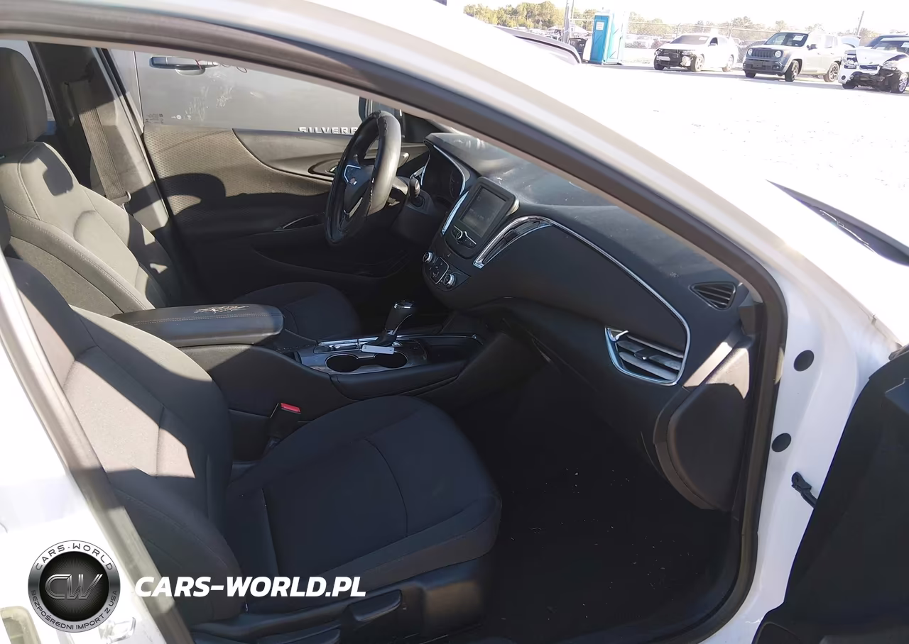 2017 Chevrolet Malibu 1Lt VIN:1G1ZE5ST3HF169590 - 5
