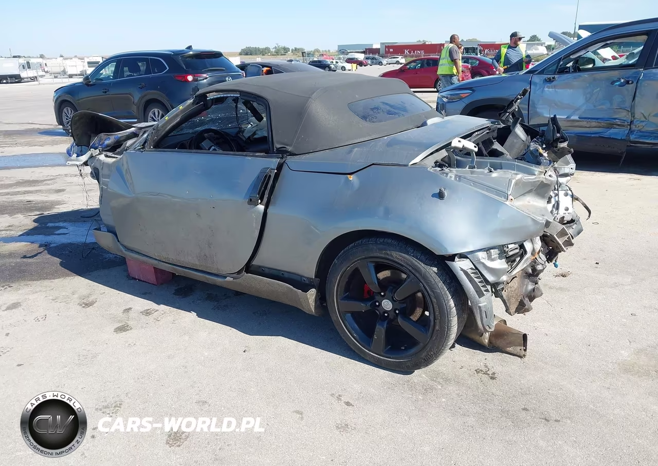 2005 Nissan 350Z Touring VIN:JN1AZ36A55M758057 - 3