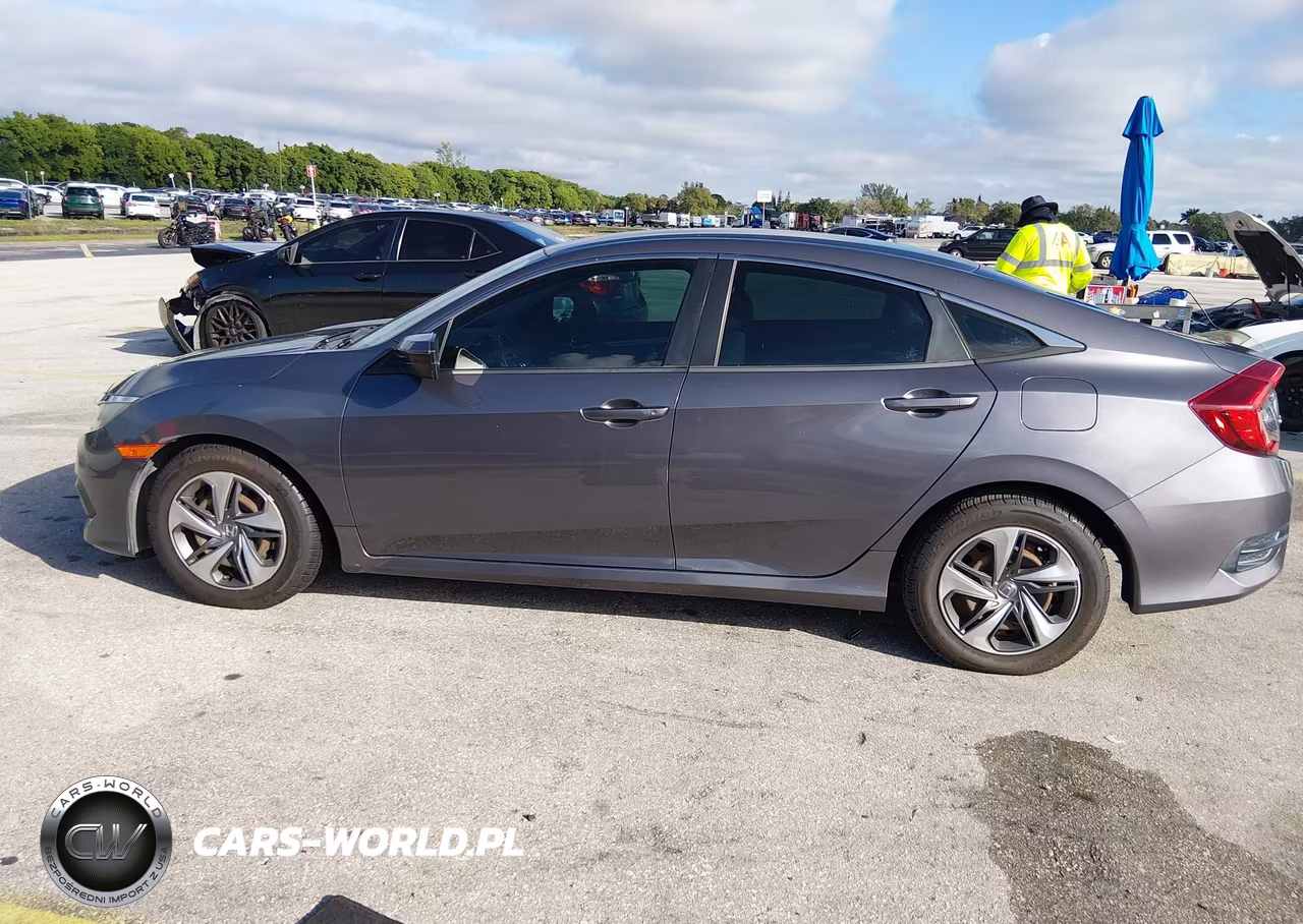 2018 Honda Civic Lx VIN:2HGFC2F54JH574096 - 15