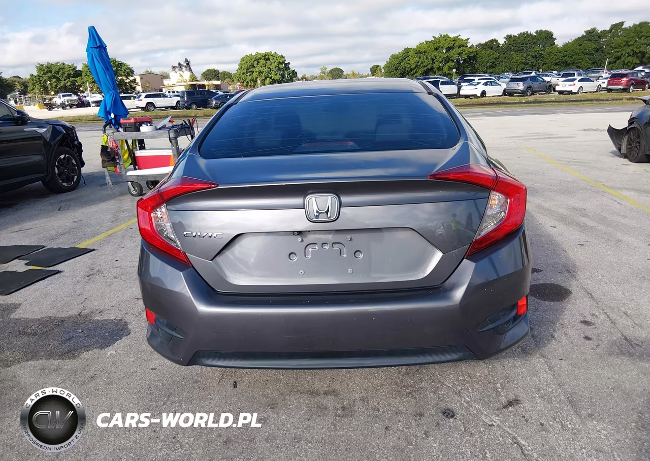 2018 Honda Civic Lx VIN:2HGFC2F54JH574096 - 17