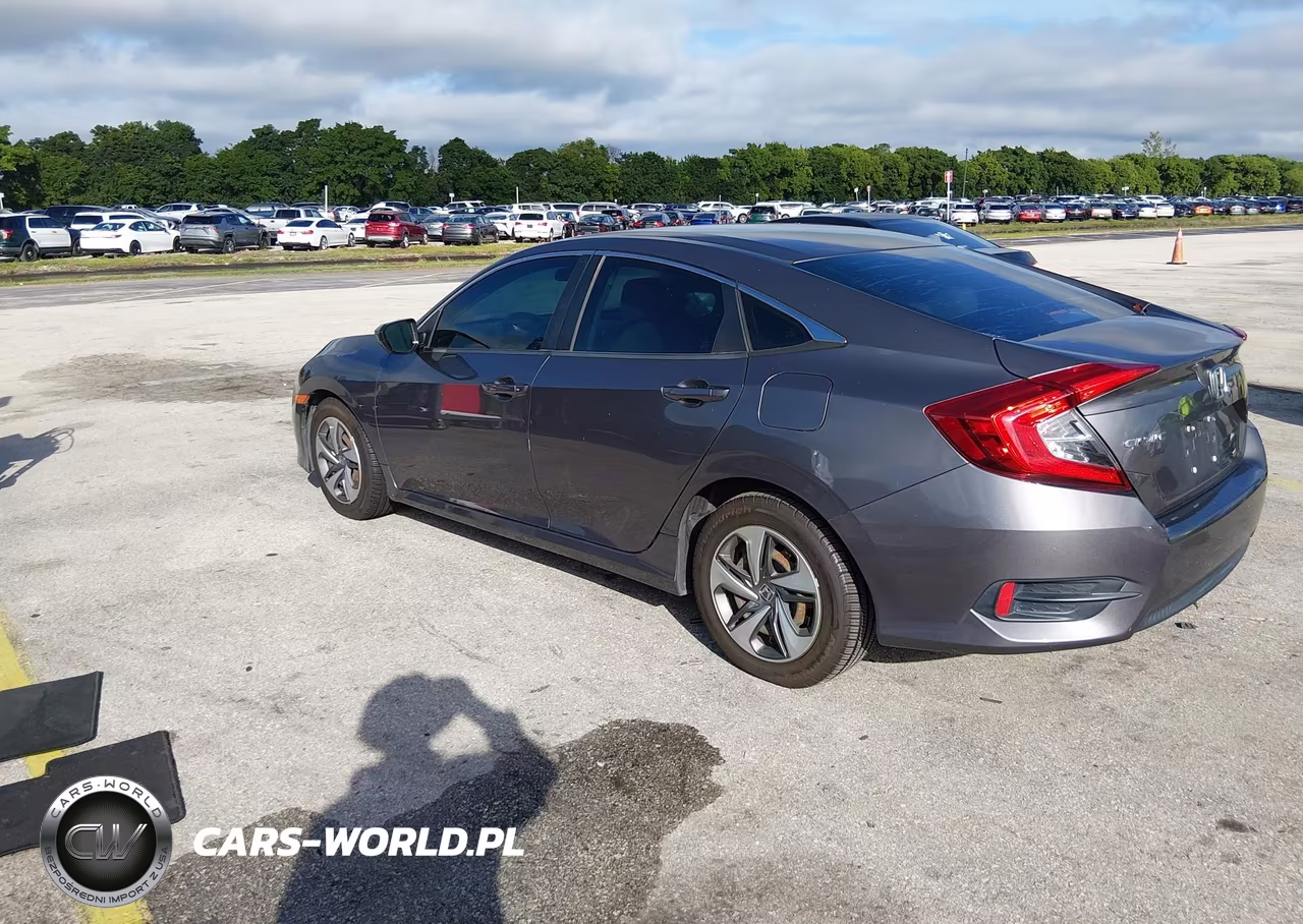 2018 Honda Civic Lx VIN:2HGFC2F54JH574096 - 3