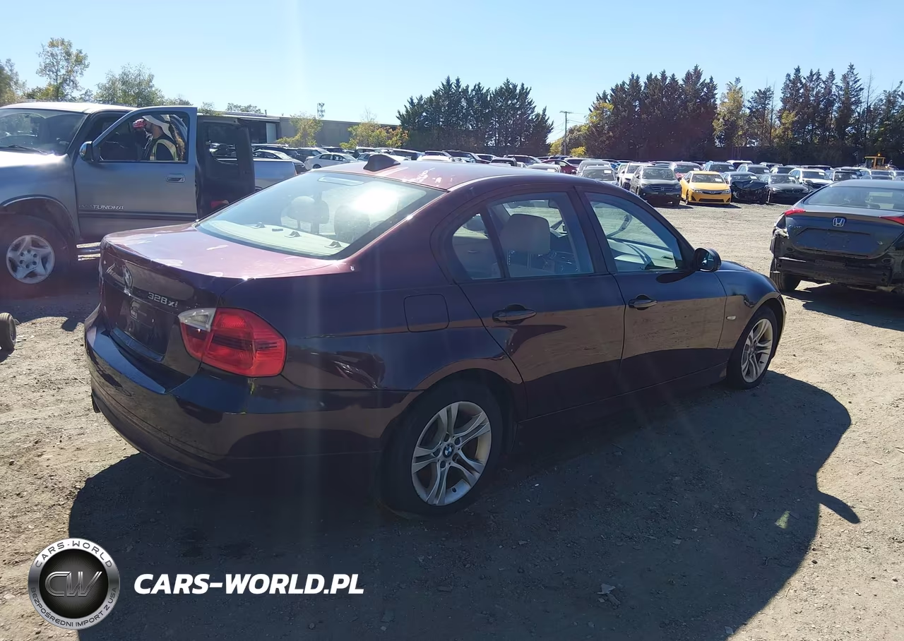 2008 BMW 328Xi VIN:WBAVC93598K042527 - 4